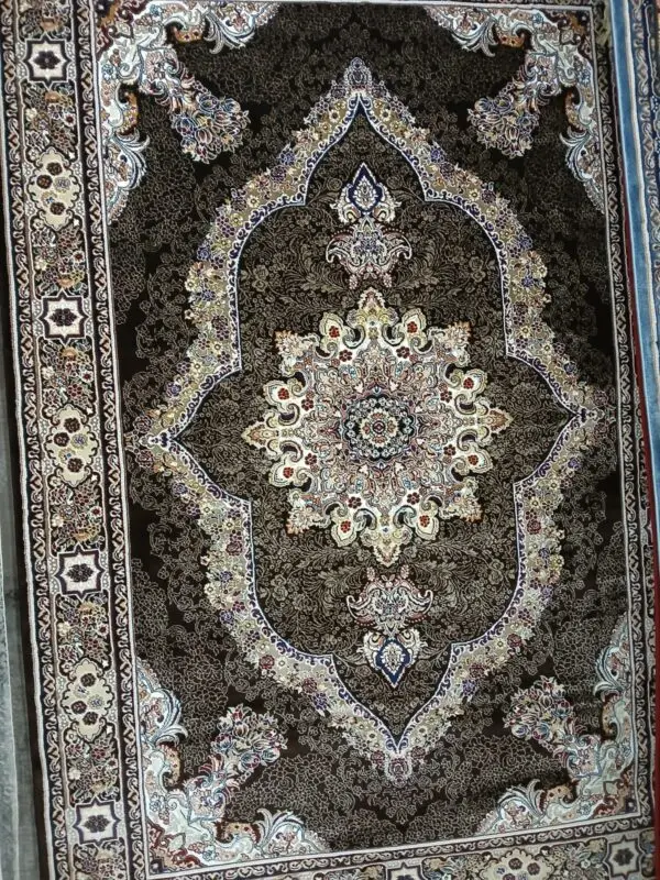 Traditional Persian-Style Carpet - 2m x 3m